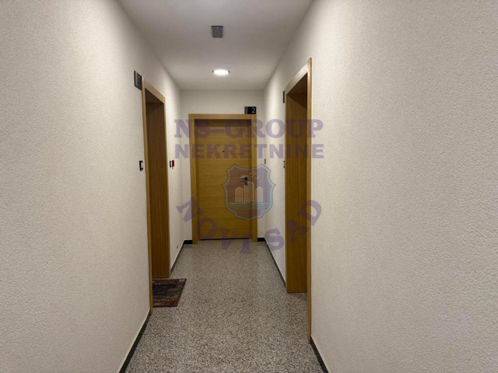 Slika 9 - Odličan dvosoban stan u Petrovaradinu