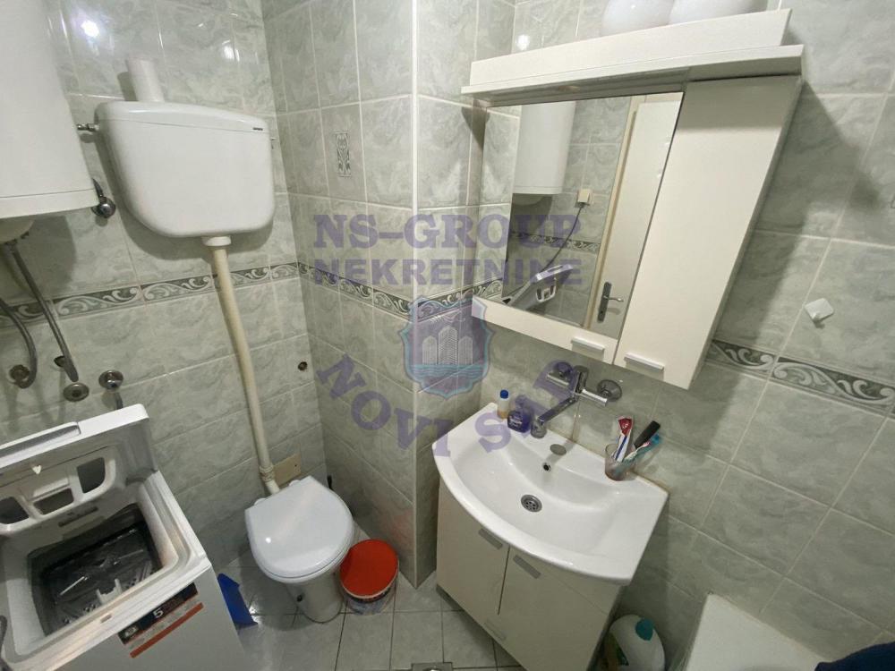 Slika 5 - Na prodaju prelep dvosoban stan 