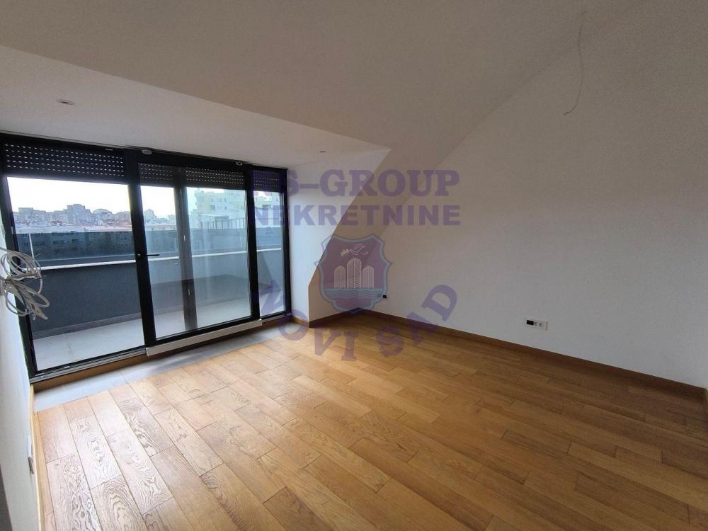 Slika 3 - Penthouse smešten u jednoj od traženijih lokacija.