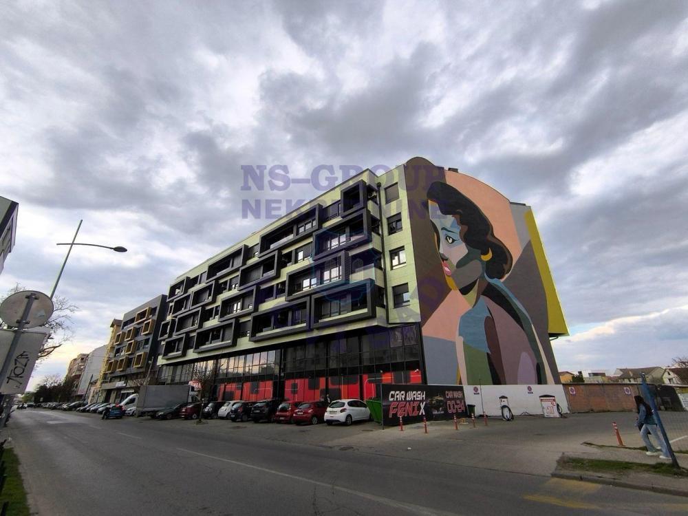 Glavna slika -Penthouse smešten u jednoj od traženijih lokacija.