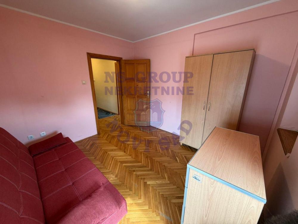 Slika 7 - Izuzetno funkcionalan stan na Novoj Detelinar