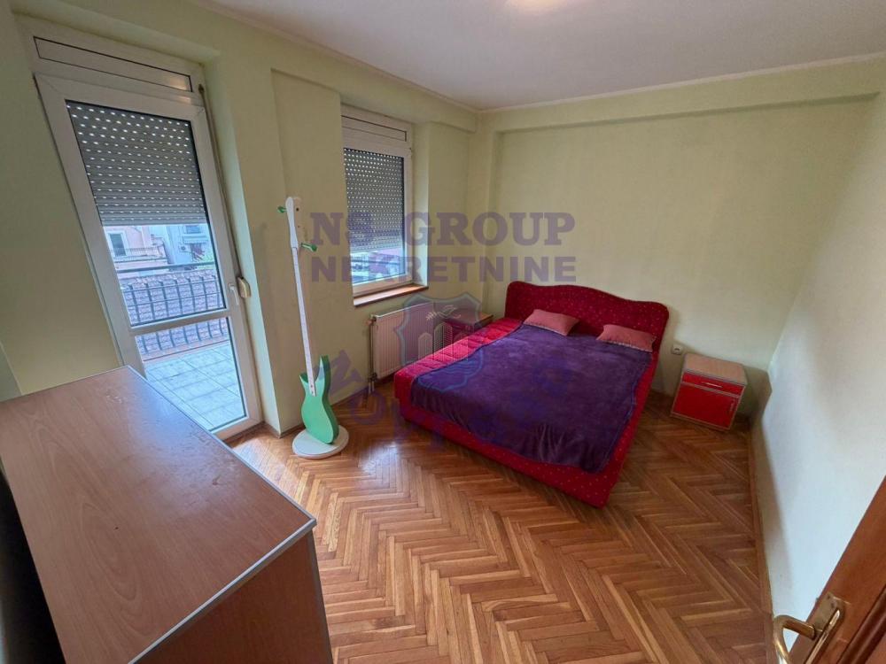 Slika 11 - Izuzetno funkcionalan stan na Novoj Detelinar