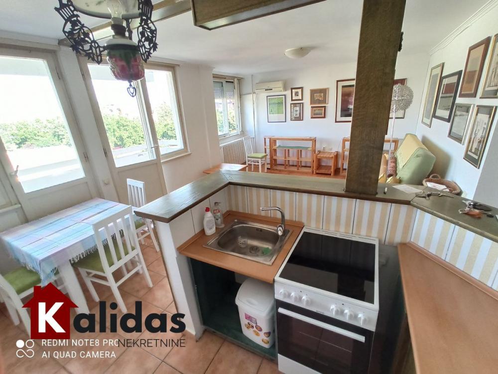 Slika 5 - Stan,NOVI SAD,LIMAN 2,kv: 56, € 185400, ID: 1008727