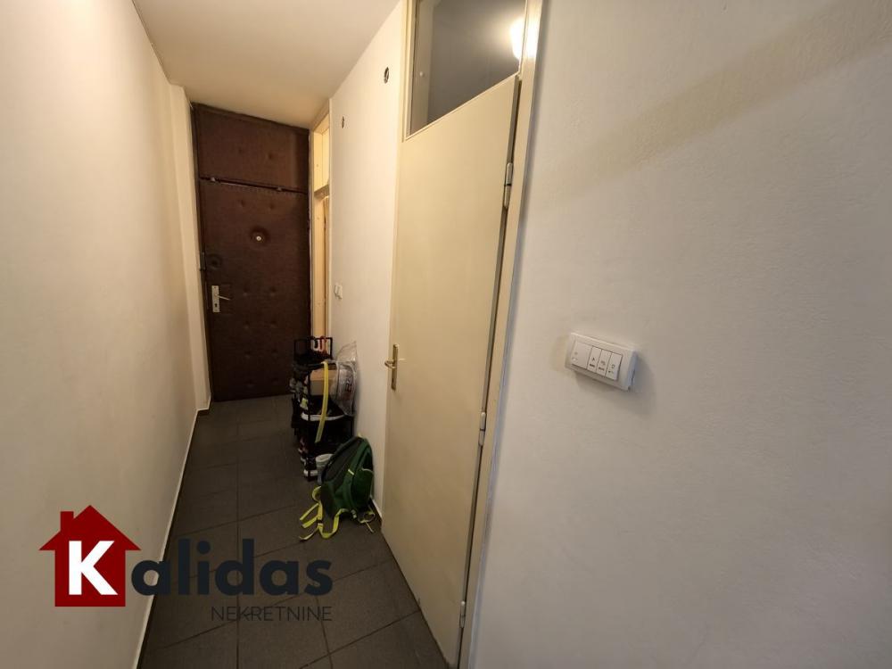 Slika 11 - Stan,NOVI SAD,LIMAN 1,kv: 77, € 200000, ID: 1008725