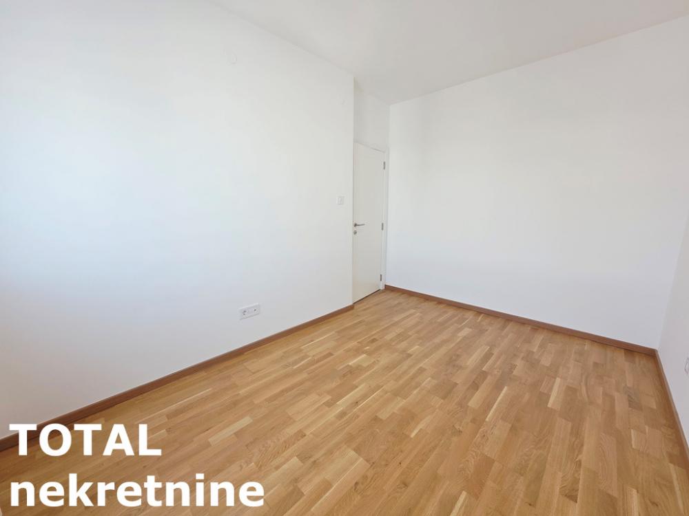 Slika 10 - Stan,NOVI SAD,AVIJACIJA,kv: 74.00, € 165000, ID: 1102532