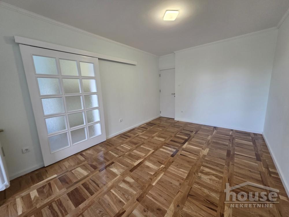 Slika 2 - Stan,NOVI SAD,CARA DUŠANA,kv: 47.00, € 133950, ID: 1065701