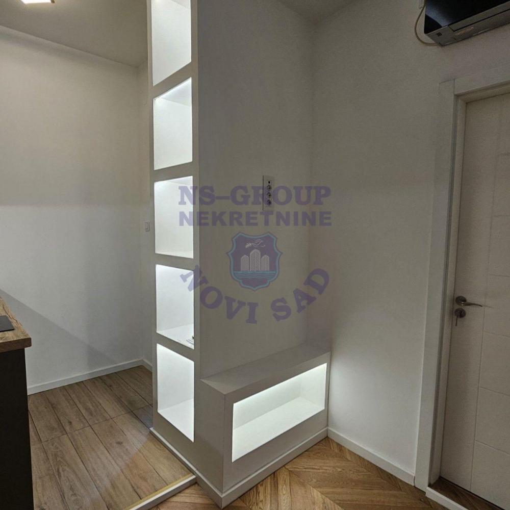 Slika 4 - Jednosoban, 21m2, Novosadski kej Novi Sad