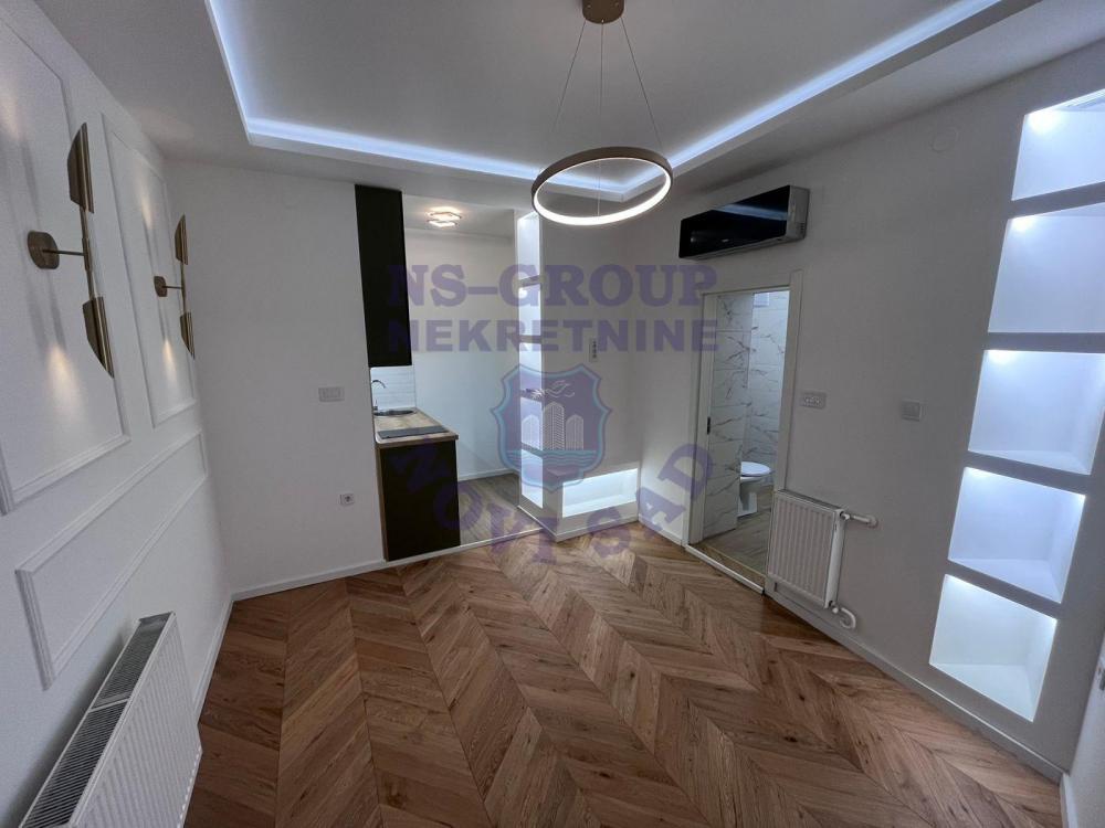 Glavna slika -Jednosoban, 21m2, Novosadski kej Novi Sad