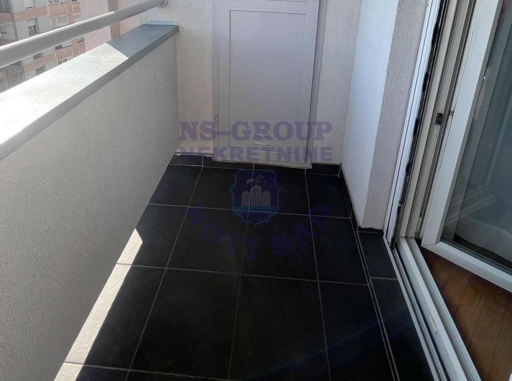 Slika 11 - Cetvorosoban stan u Cara Dusana