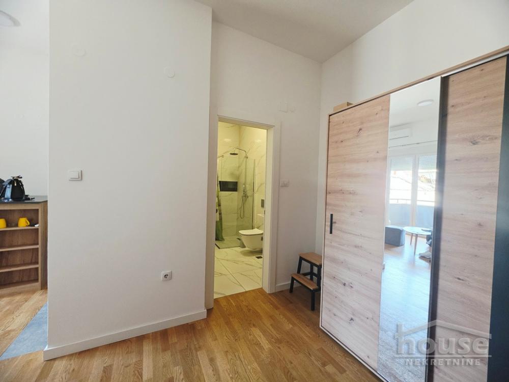 Slika 5 - Stan,PETROVARADIN,PETROVARADIN,kv: 28.00, € 76500, ID: 1065698