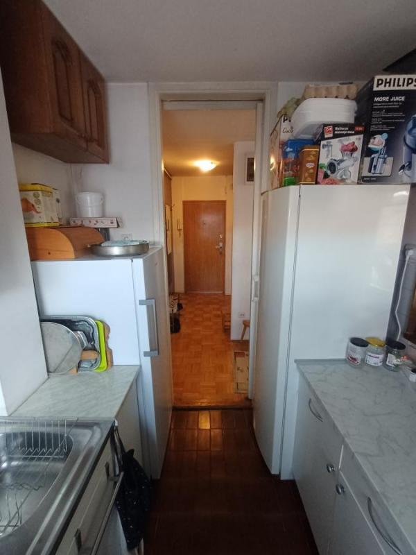 Slika 3 - Trosoban stan 65m blizu Sajma