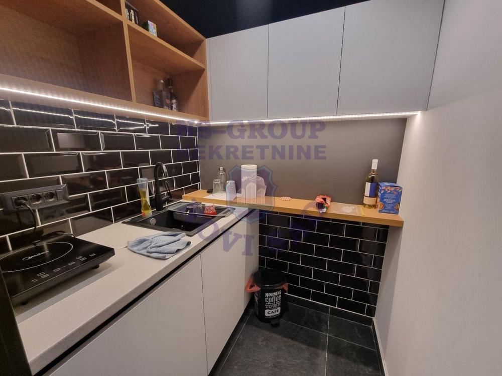 Slika 5 - Fantastican dvosoban stan u blizini Zeleznicke Stanice!