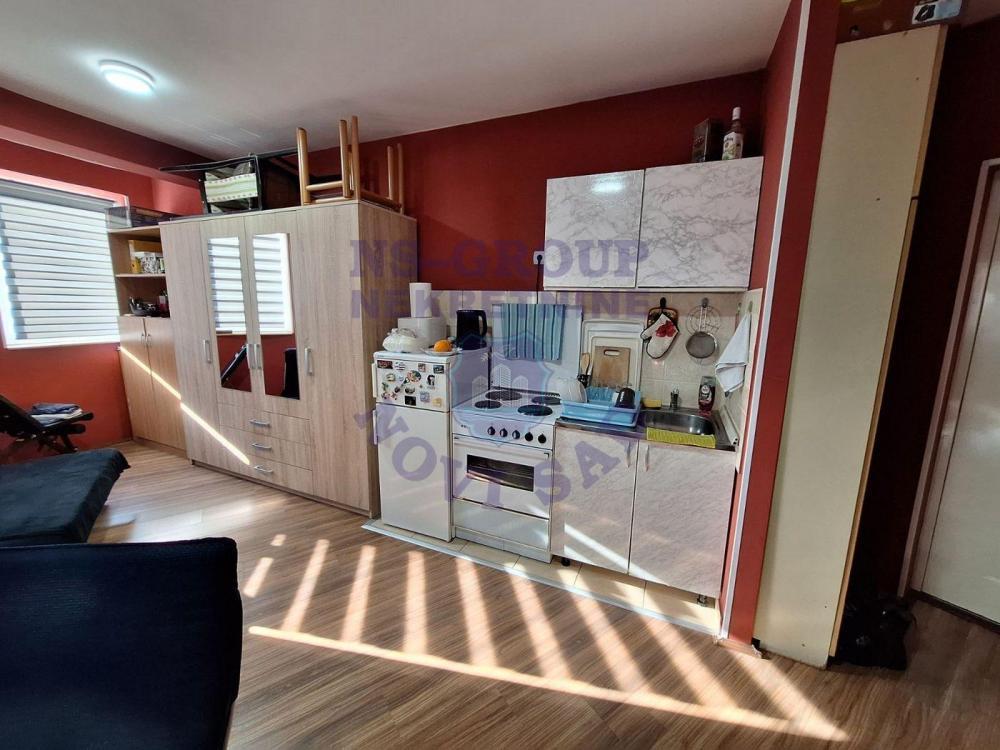 Glavna slika -Jednoiposoban, 35m2, Telep Novi Sad, sa terasom