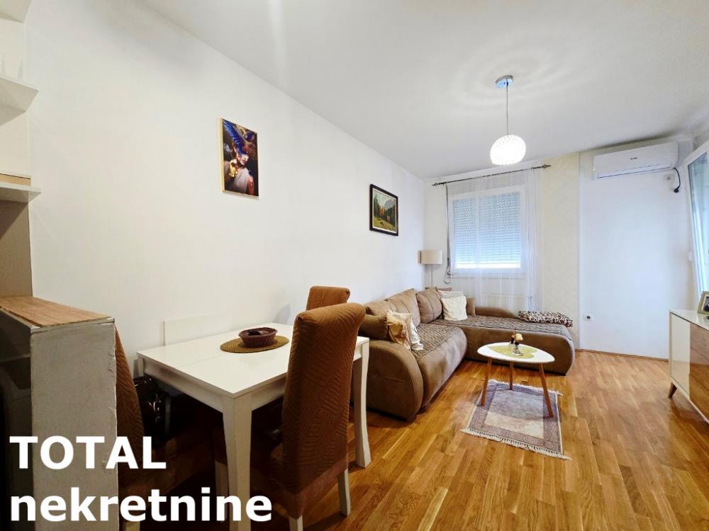 Slika 1 - Stan,NOVI SAD,NOVA DETELINARA,kv: 40.00, € 130000, ID: 1102551