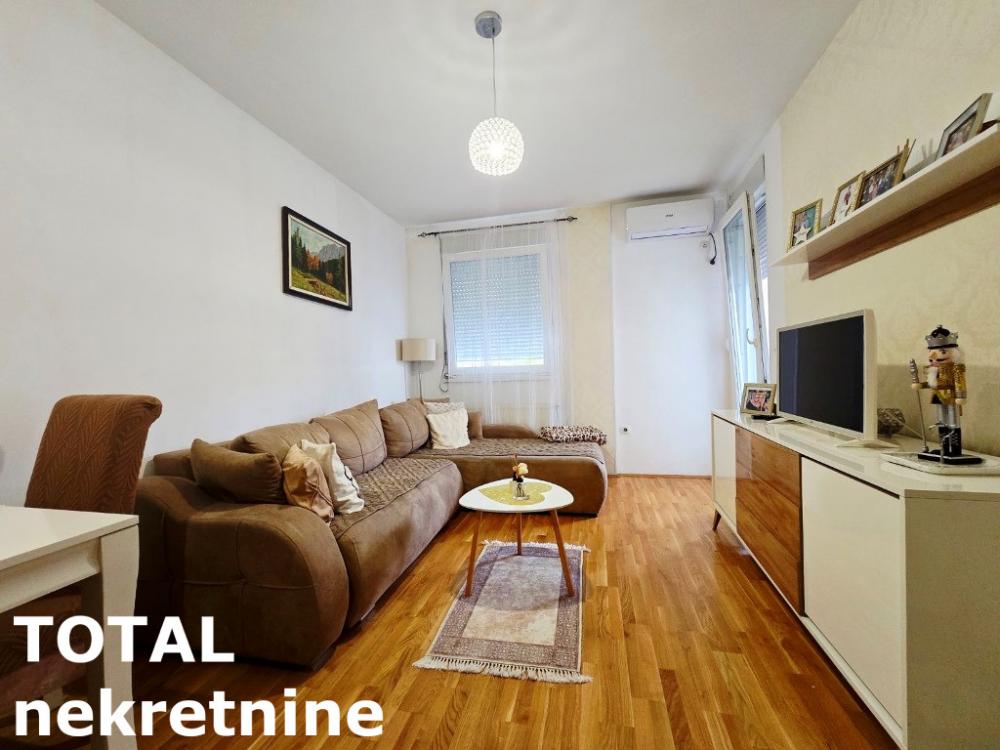 Slika 4 - Stan,NOVI SAD,NOVA DETELINARA,kv: 40.00, € 130000, ID: 1102551