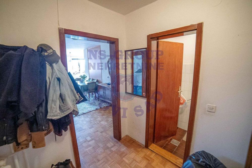 Slika 10 - Odličan trosoban stan na Bulevaru Patrijarha Pavla!