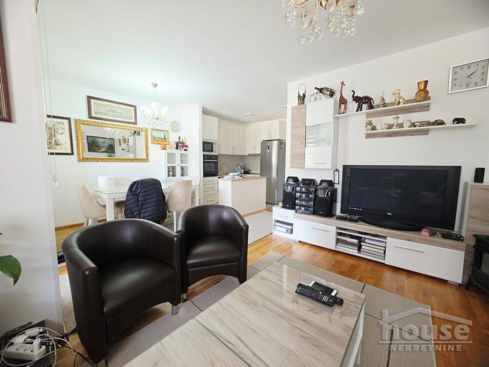 Slika 1 - Stan,NOVI SAD,ADICE,kv: 80.00, € 180000, ID: 1065628