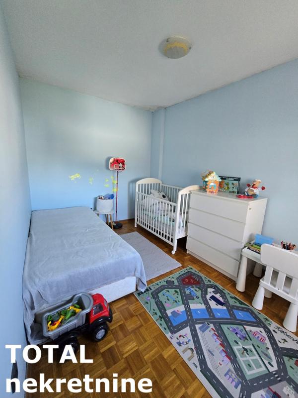 Slika 10 - Stan,NOVI SAD,LIMAN 4,kv: 92.00, € 235000, ID: 1102519