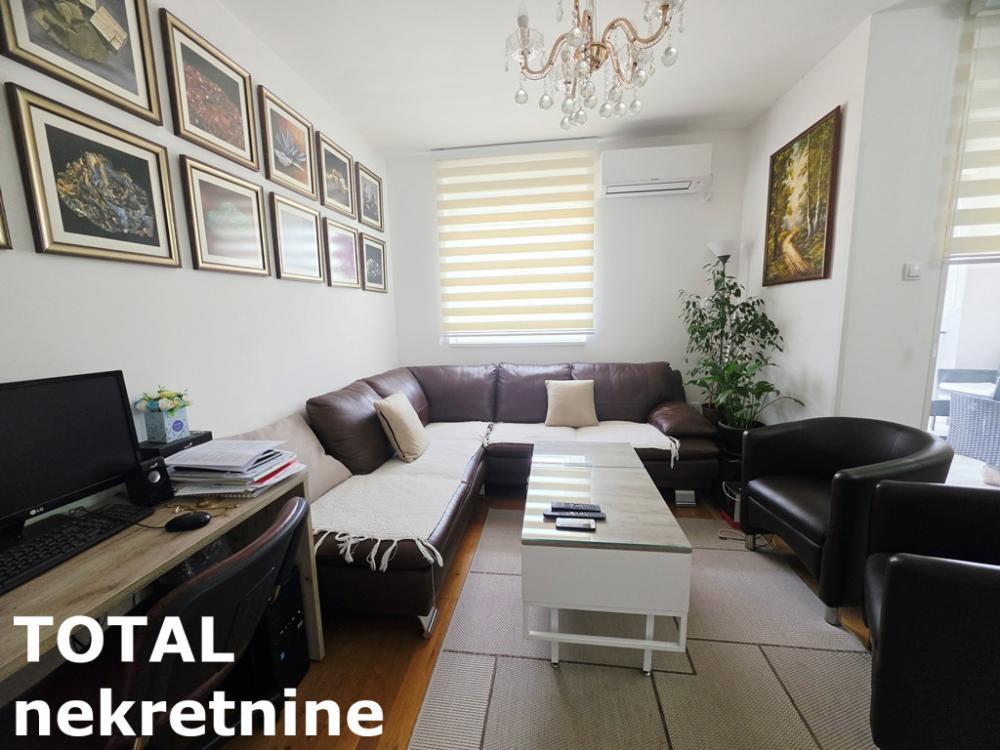 Glavna slika -Stan,NOVI SAD,ADICE,kv: 80.00, € 180000, ID: 1102476