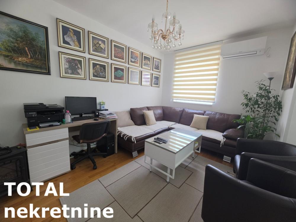Slika 3 - Stan,NOVI SAD,ADICE,kv: 80.00, € 180000, ID: 1102476