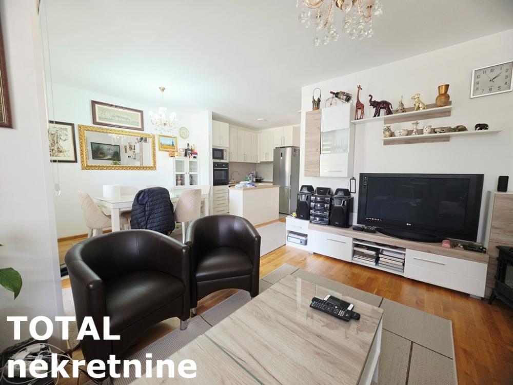 Slika 1 - Stan,NOVI SAD,ADICE,kv: 80.00, € 180000, ID: 1102476