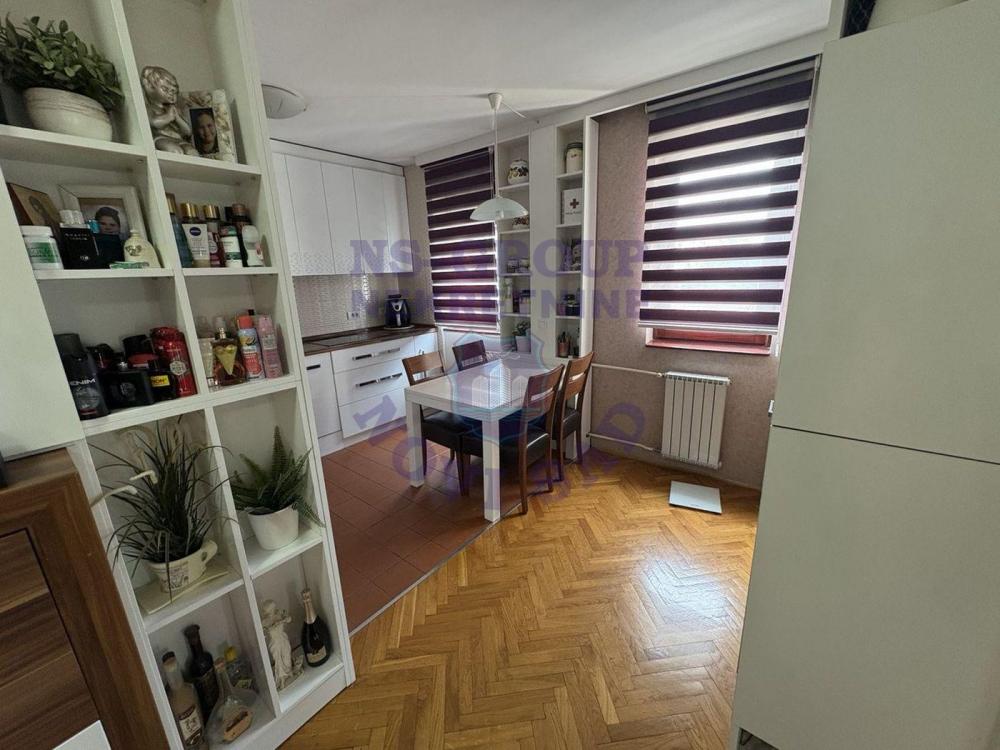 Slika 6 - Trosoban stan na Bulevaru 