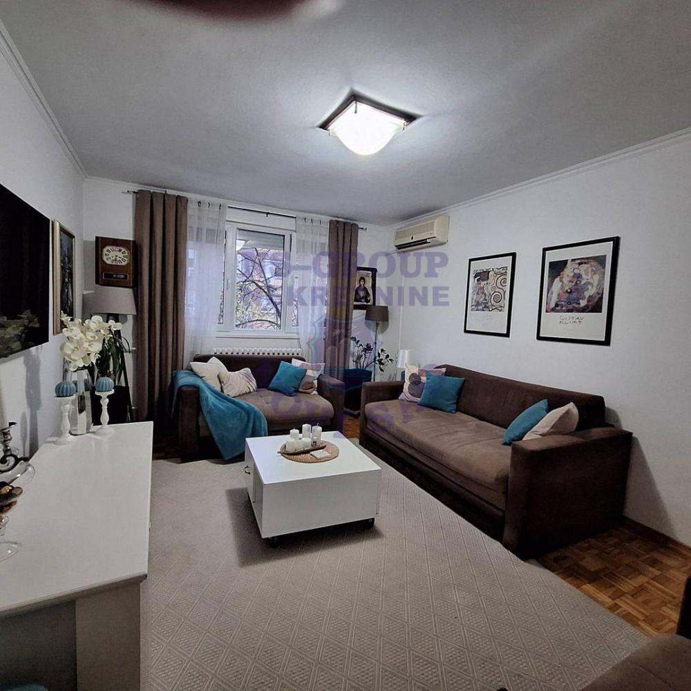 Slika 5 - Izuzetan dvosoban stan na Detelinari!