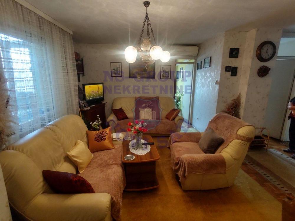 Slika 3 - Odličan troiposoban stan u Novom Naselju!