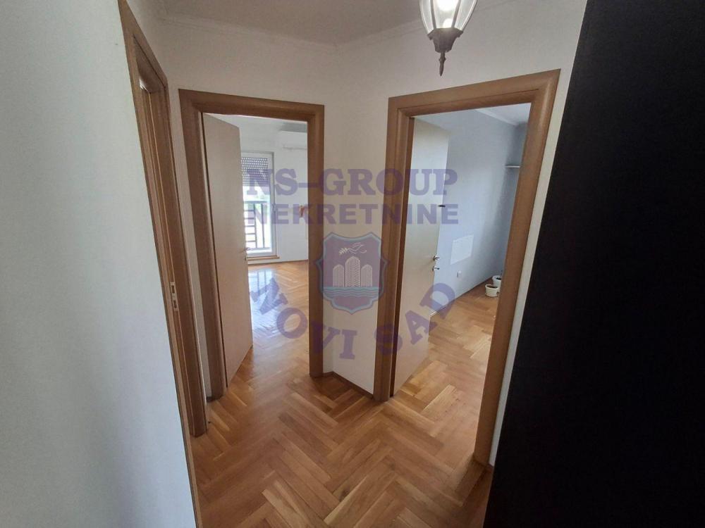 Slika 6 - Četvorosoban stan na odličnoj lokaciji!