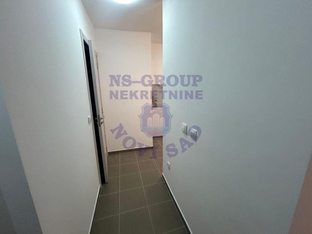 Slika 6 - Odlican dvosoban stan na Novom Naselju 