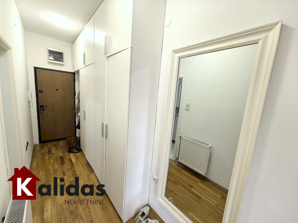 Slika 3 - Stan,PETROVARADIN,PETROVARADIN,kv: 31, € 84460, ID: 1008720