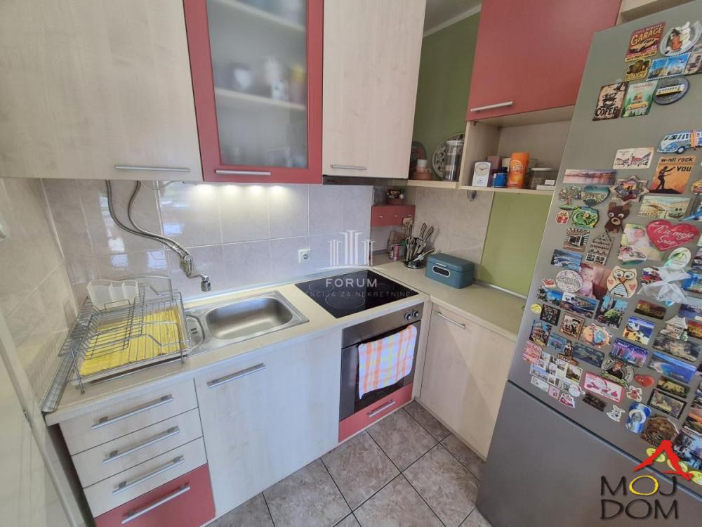 Slika 10 - Stan,NOVI SAD,GRBAVICA,kv: 75, € 216000, ID: 1032161