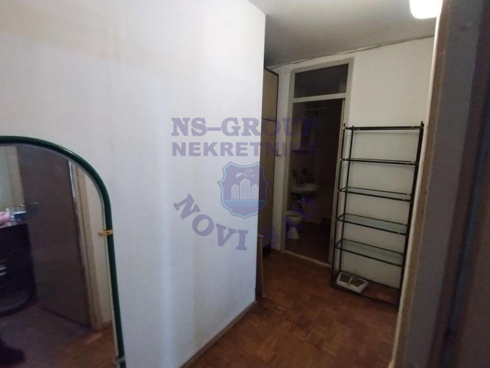 Slika 8 - Četvorosoban, 85m2, Liman 4 Novi Sad, sa terasom