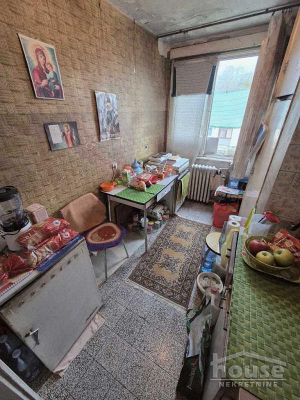 Slika 3 - Stan,NOVI SAD,ZELEZNICKA STANICA,kv: 46.00, € 96600, ID: 1065690