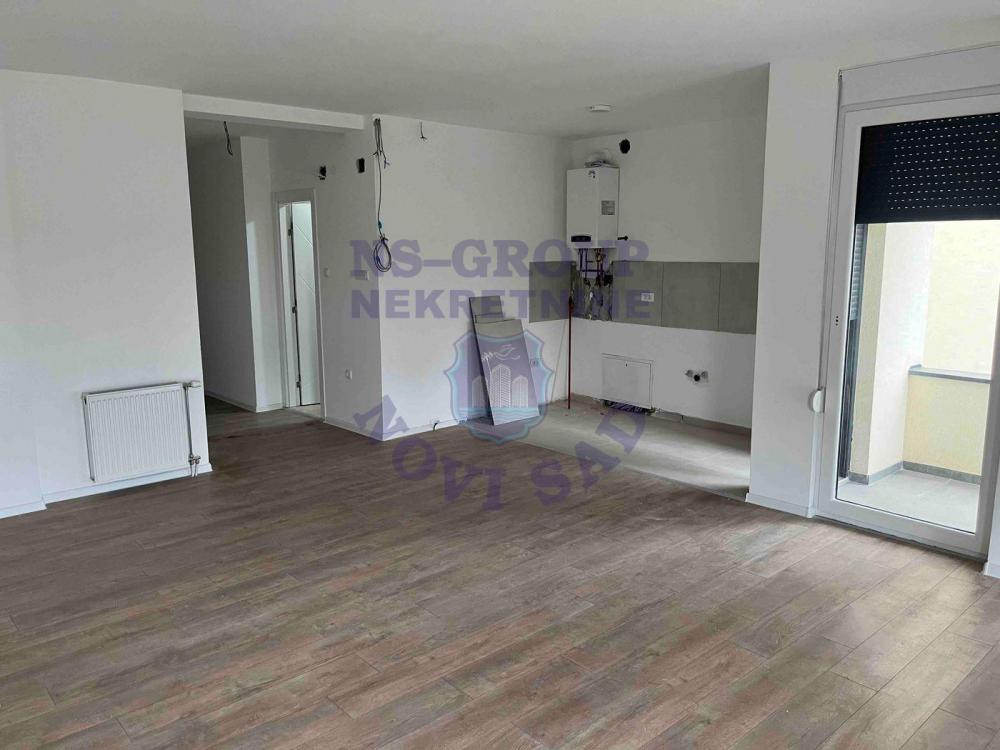 Slika 2 - Četvorosoban stan na Petrovaradinu