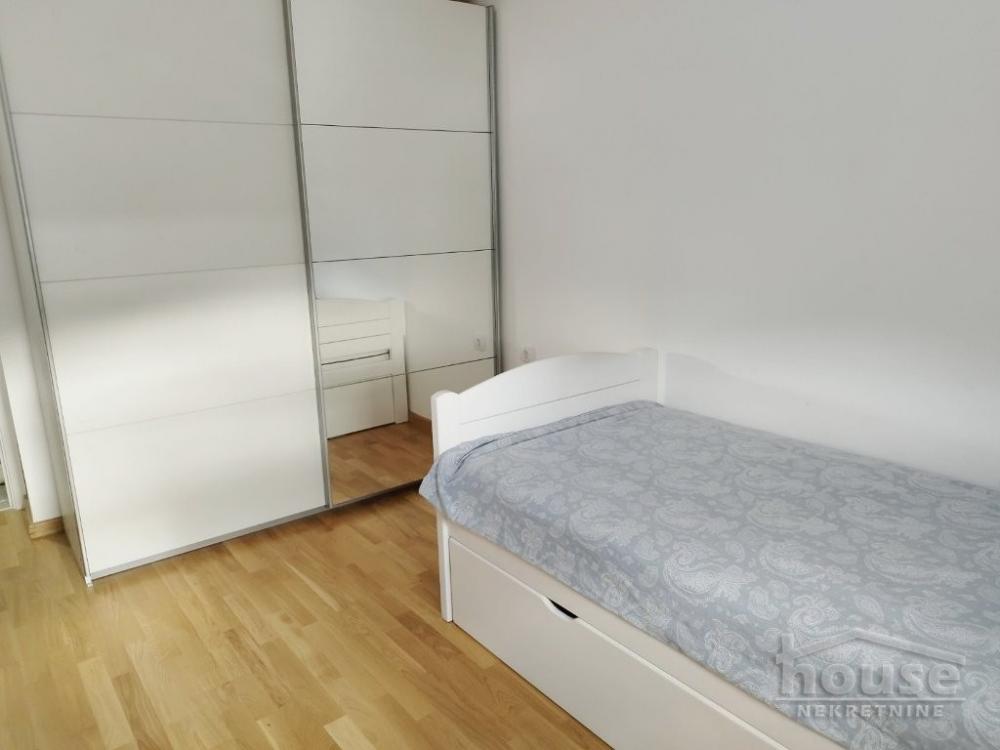 Slika 10 - Stan,PETROVARADIN,PETROVARADIN,kv: 71.00, € 163200, ID: 1065714