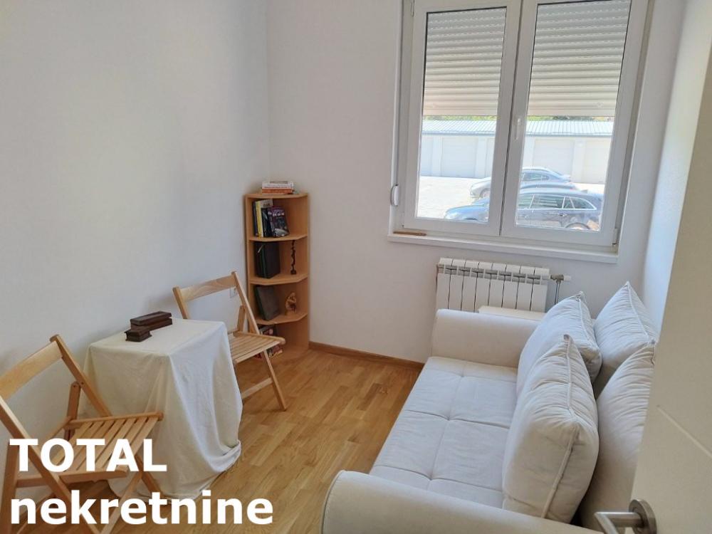 Slika 7 - Stan,PETROVARADIN,PETROVARADIN,kv: 71.00, € 163200, ID: 1102562