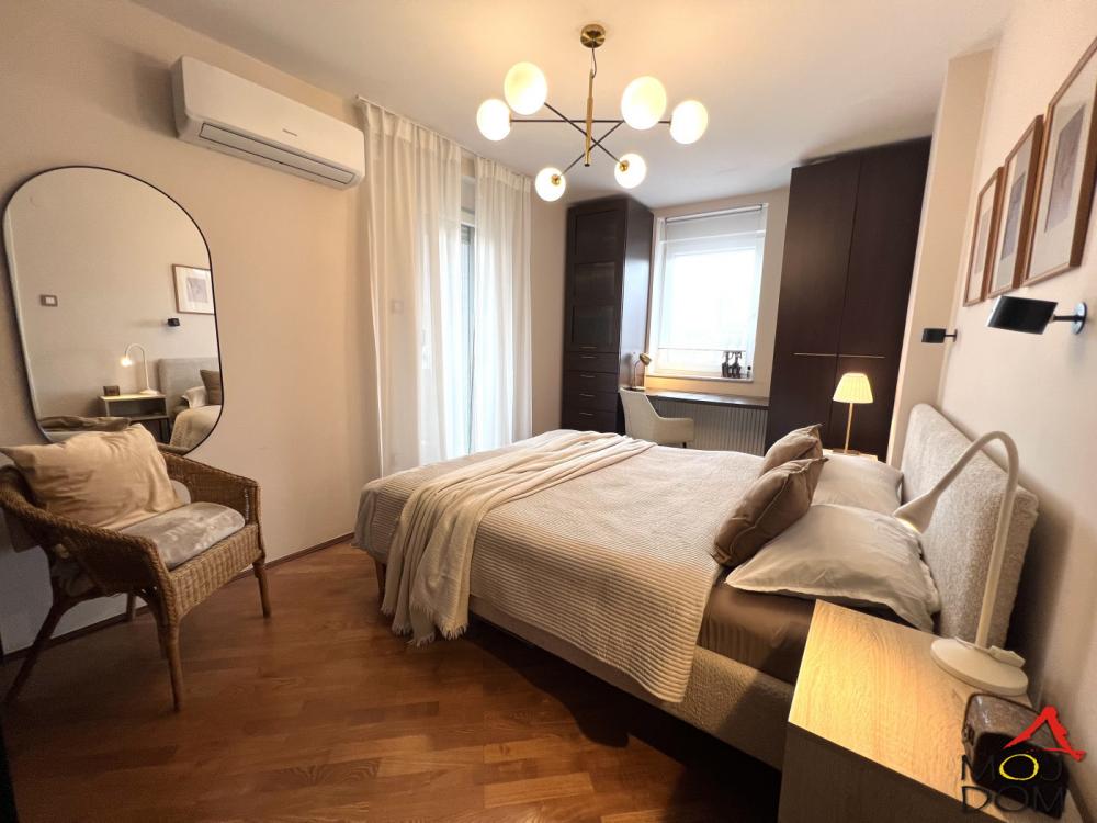 Slika 10 - Stan,NOVI SAD,CARA DUŠANA,kv: 102, € 337840, ID: 1031999