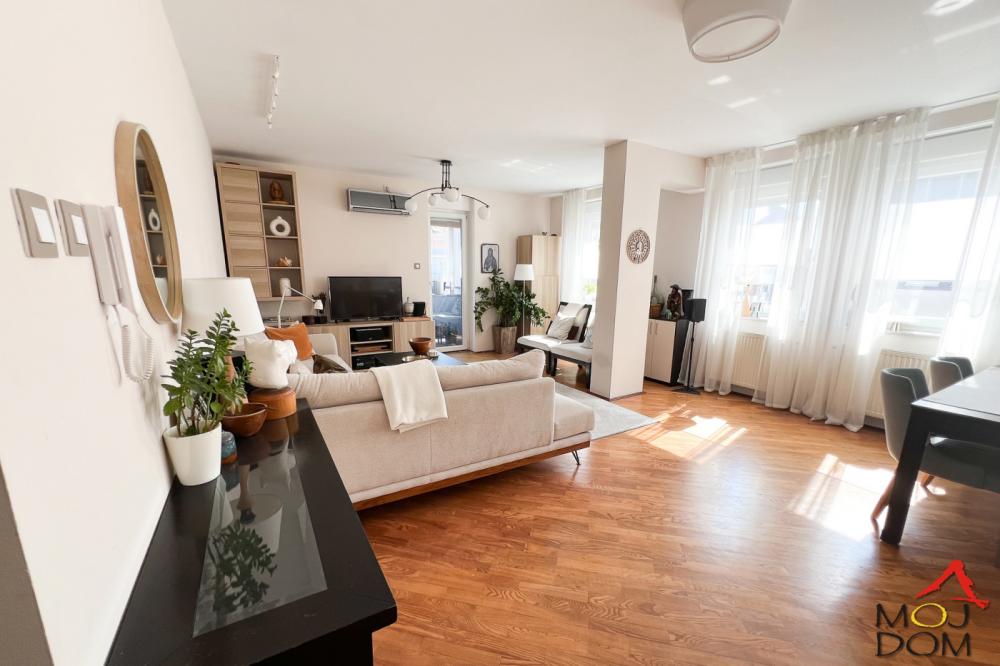 Slika 3 - Stan,NOVI SAD,CARA DUŠANA,kv: 102, € 337840, ID: 1031999