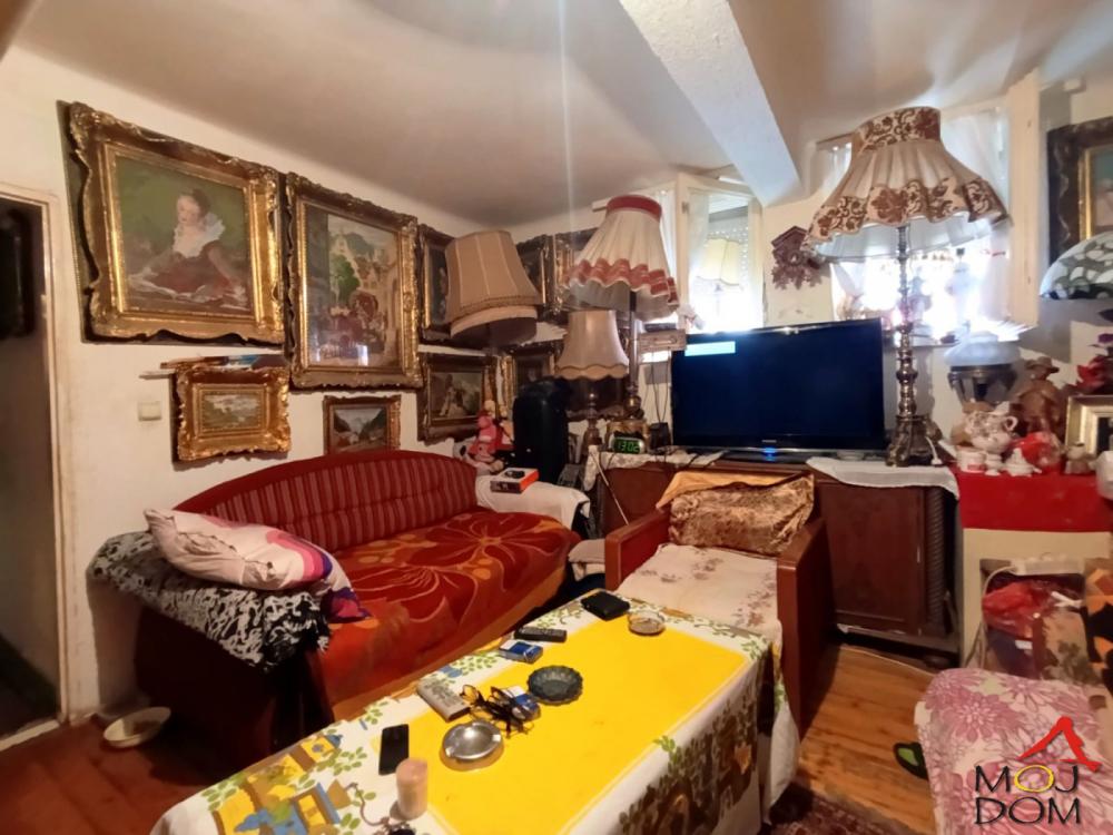 Slika 3 - Stan,NOVI SAD,CENTAR,kv: 39, € 62000, ID: 1032121