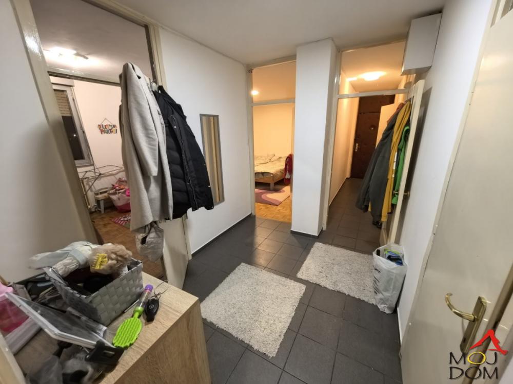 Slika 8 - Stan,NOVI SAD,LIMAN 1,kv: 77, € 200000, ID: 1032144