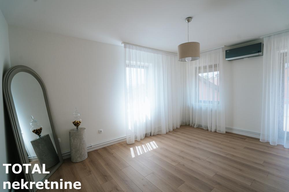 Glavna slika -Stan,PETROVARADIN,BLOK VILA,kv: 74.00, € 145000, ID: 1102554