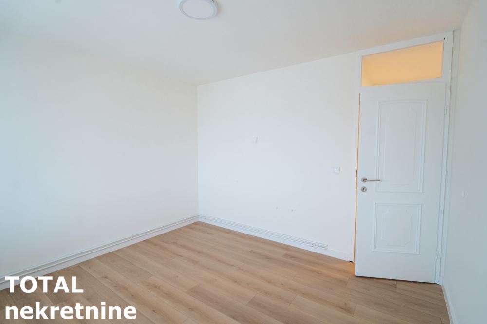 Slika 10 - Stan,PETROVARADIN,BLOK VILA,kv: 74.00, € 145000, ID: 1102554