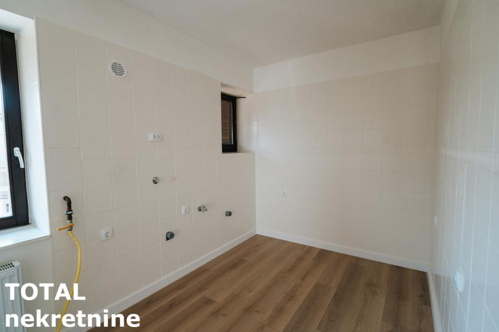Slika 6 - Stan,PETROVARADIN,BLOK VILA,kv: 74.00, € 145000, ID: 1102554