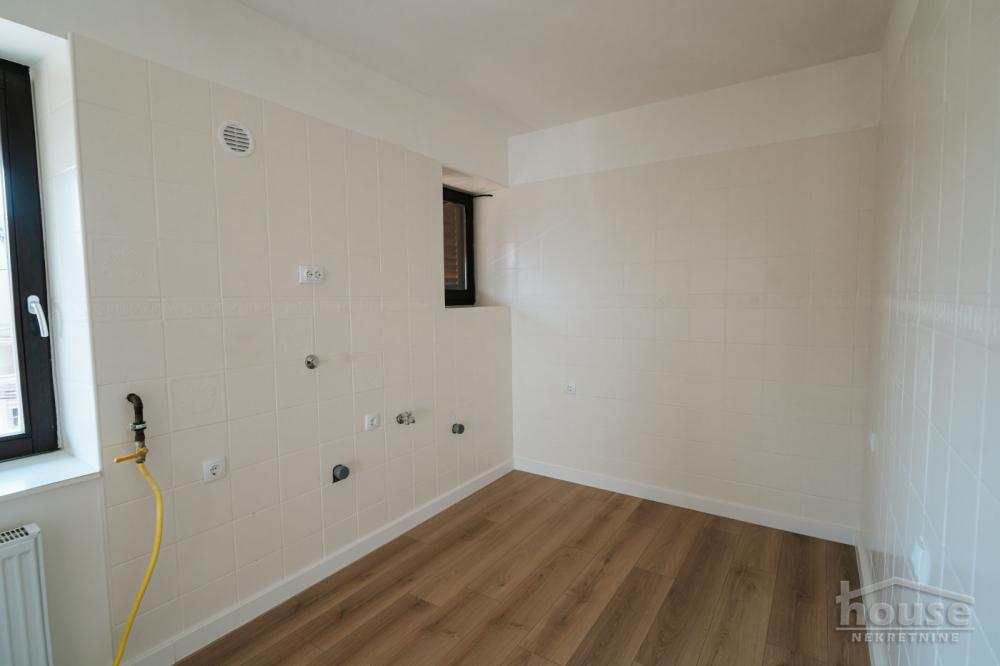 Slika 6 - Stan,PETROVARADIN,BLOK VILA,kv: 74.00, € 145000, ID: 1065706