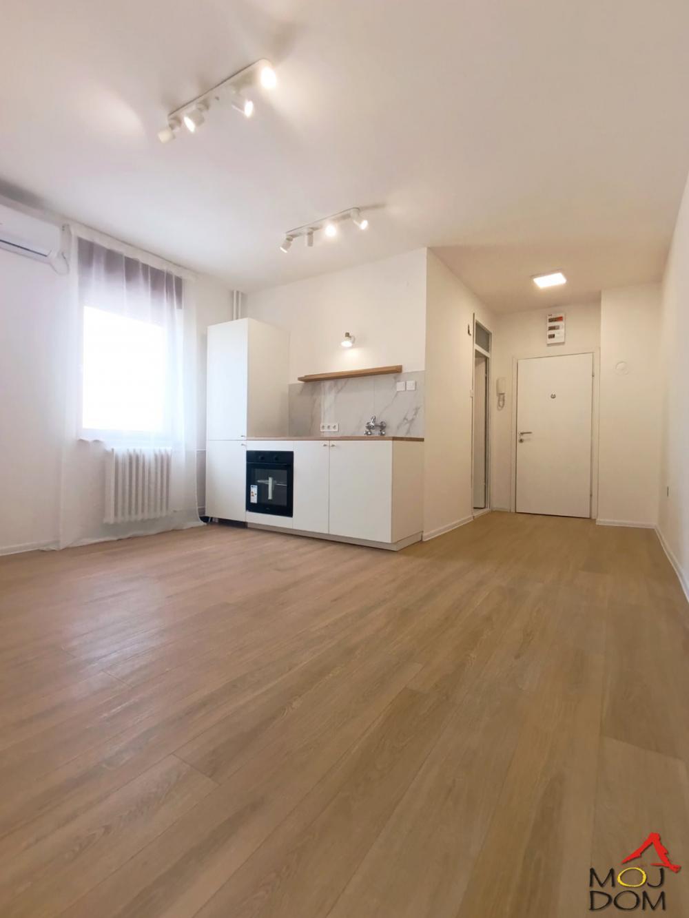 Glavna slika -Stan,NOVI SAD,SAJAM,kv: 30, € 105000, ID: 1032140