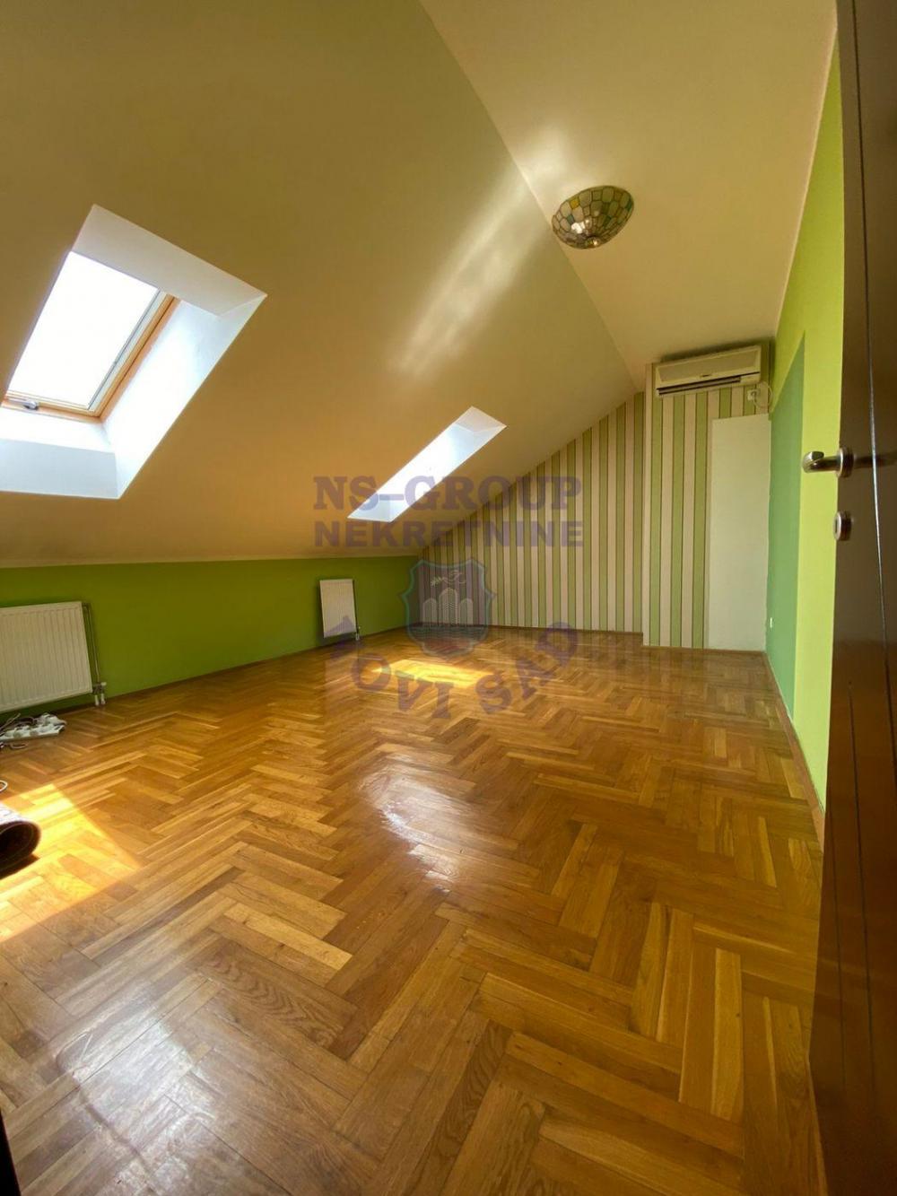 Slika 3 - š:568751 Trosoban stan Sajam