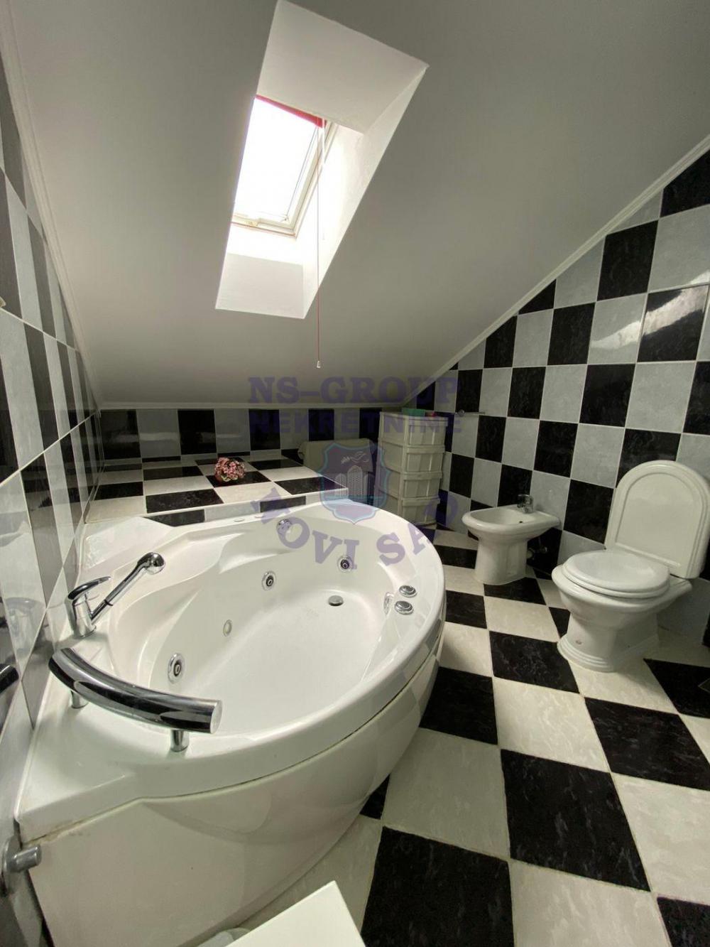 Slika 6 - š:568751 Trosoban stan Sajam