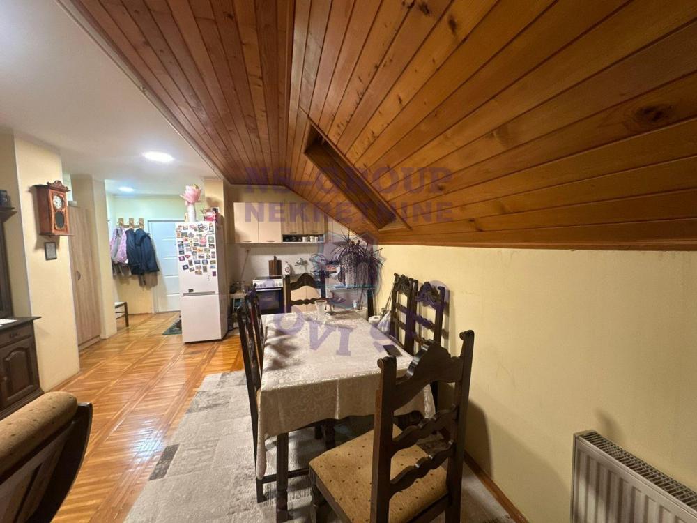Slika 0 - Troiposoban, 80m2, Bulevar oslobođenja Novi Sad, sa terasom, ima lift