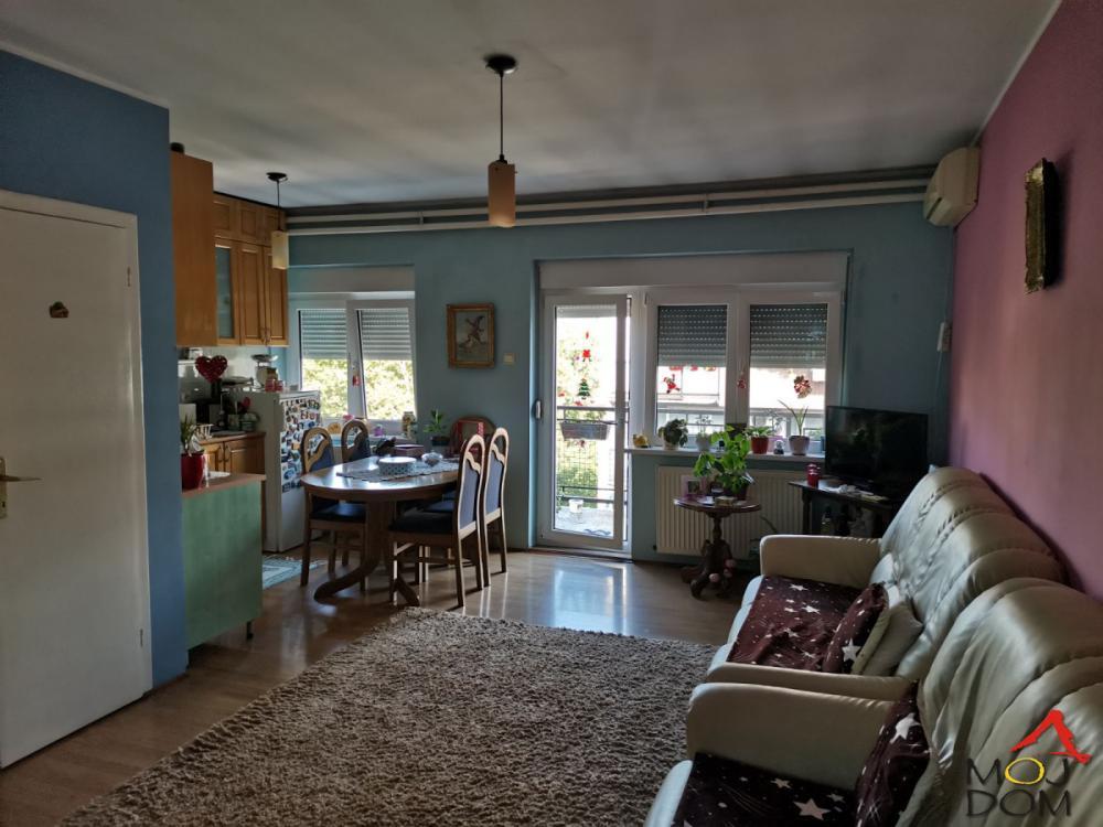 Glavna slika -Stan,NOVI SAD,STANICA,kv: 69, € 164800, ID: 1032169